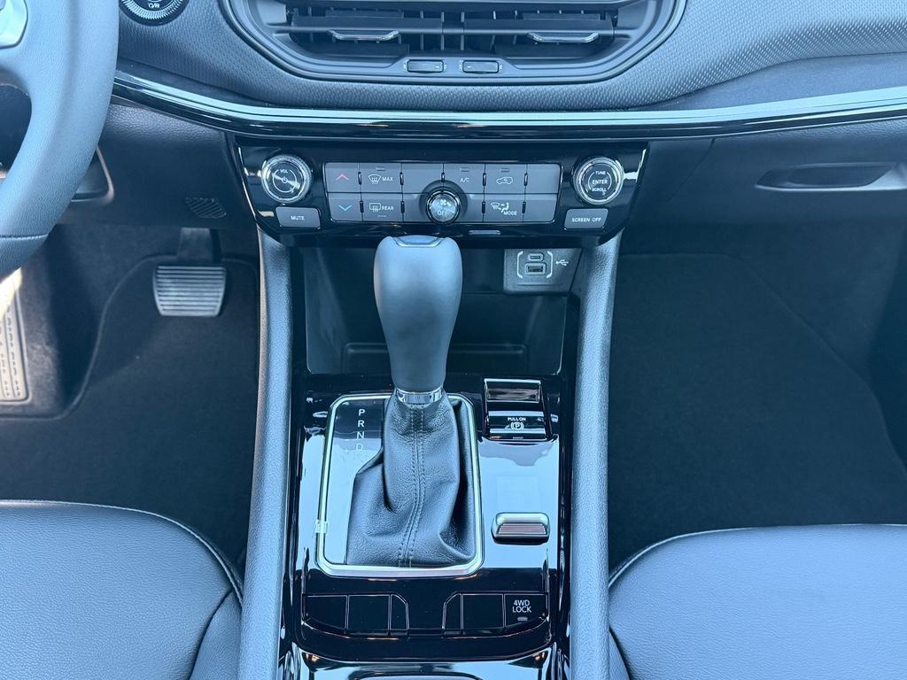 new 2026 Jeep Compass car, priced at $31,985