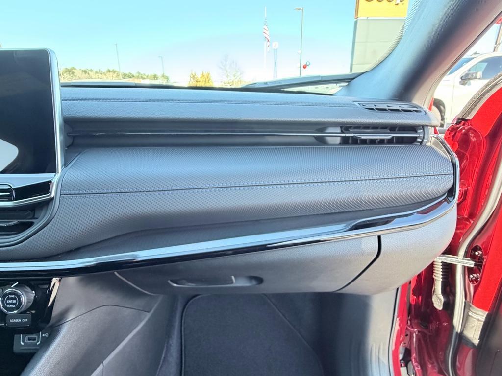 new 2026 Jeep Compass car, priced at $31,985