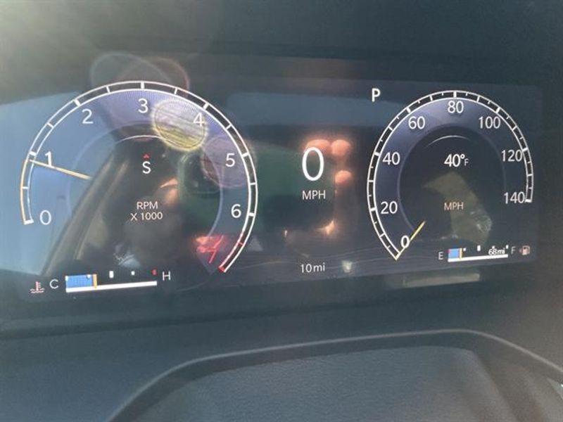 new 2025 Jeep Grand Cherokee car, priced at $40,293