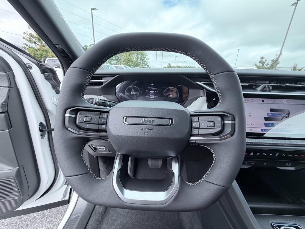 new 2026 Jeep Cherokee car, priced at $37,590