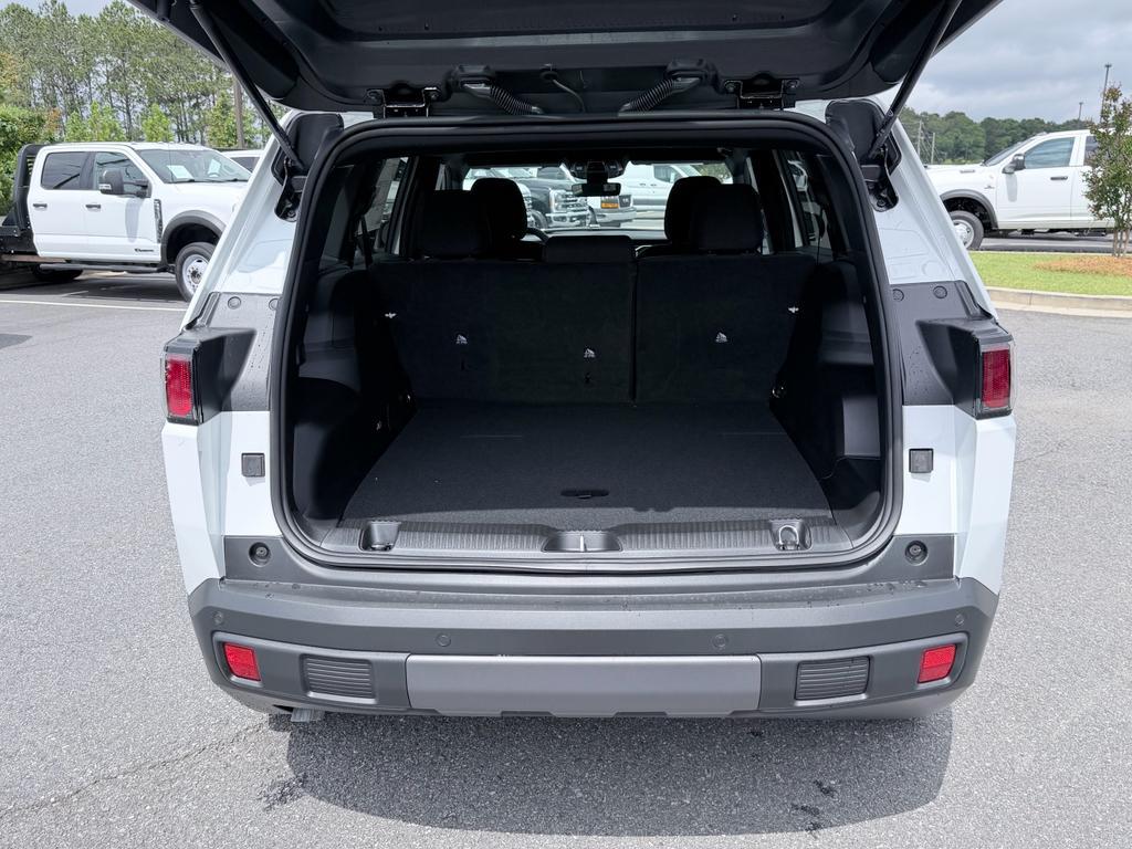new 2026 Jeep Cherokee car, priced at $37,590