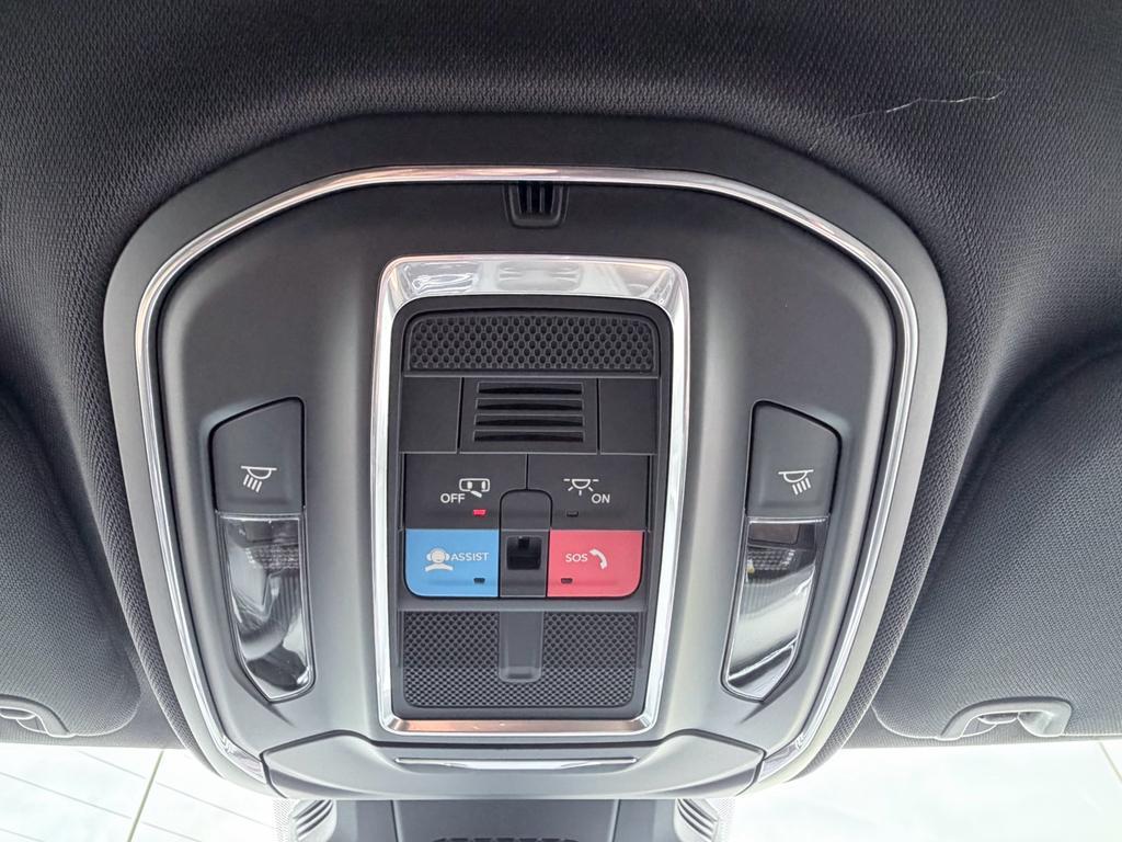 new 2026 Jeep Cherokee car, priced at $37,590