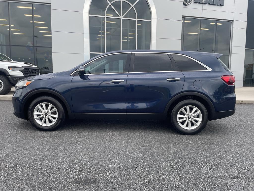 used 2019 Kia Sorento car, priced at $8,800