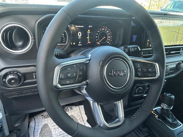 new 2026 Jeep Wrangler car, priced at $53,320