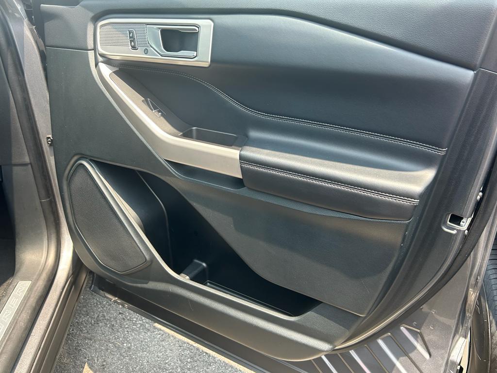 used 2023 Ford Explorer car, priced at $33,900