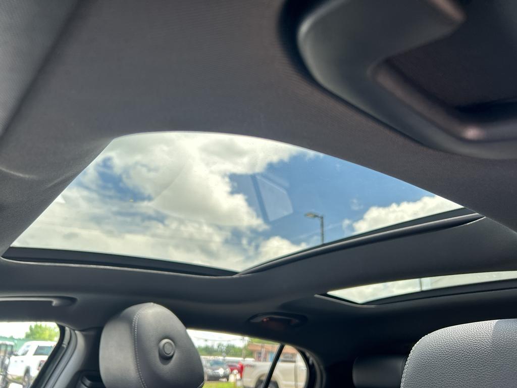 used 2017 Mercedes-Benz GLA 250 car, priced at $16,800