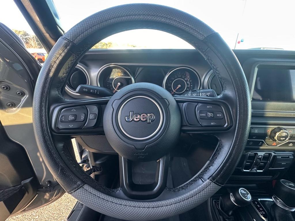 used 2022 Jeep Wrangler Unlimited car, priced at $25,800