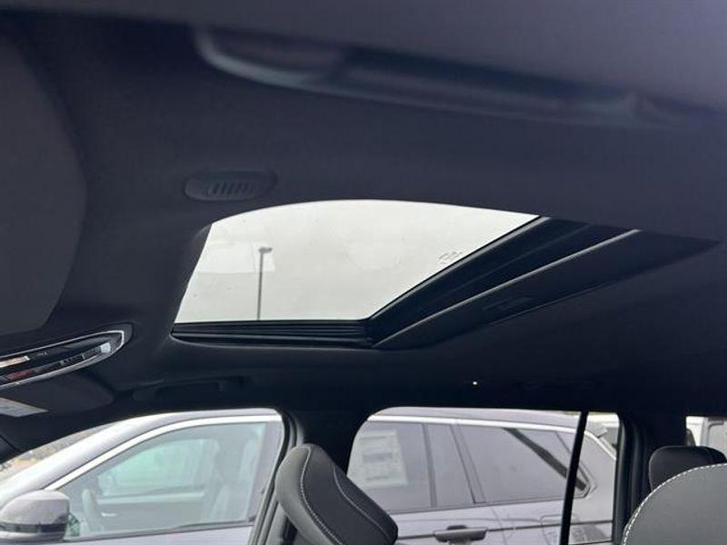 new 2025 Jeep Grand Cherokee L car, priced at $38,372