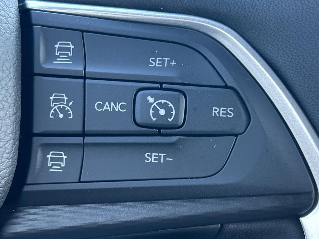 new 2025 Jeep Grand Cherokee L car, priced at $42,818