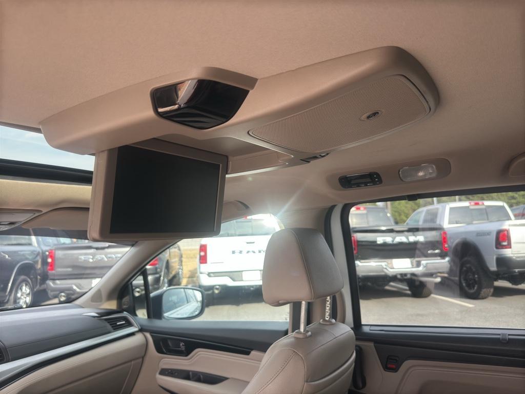 used 2022 Honda Odyssey car, priced at $26,900