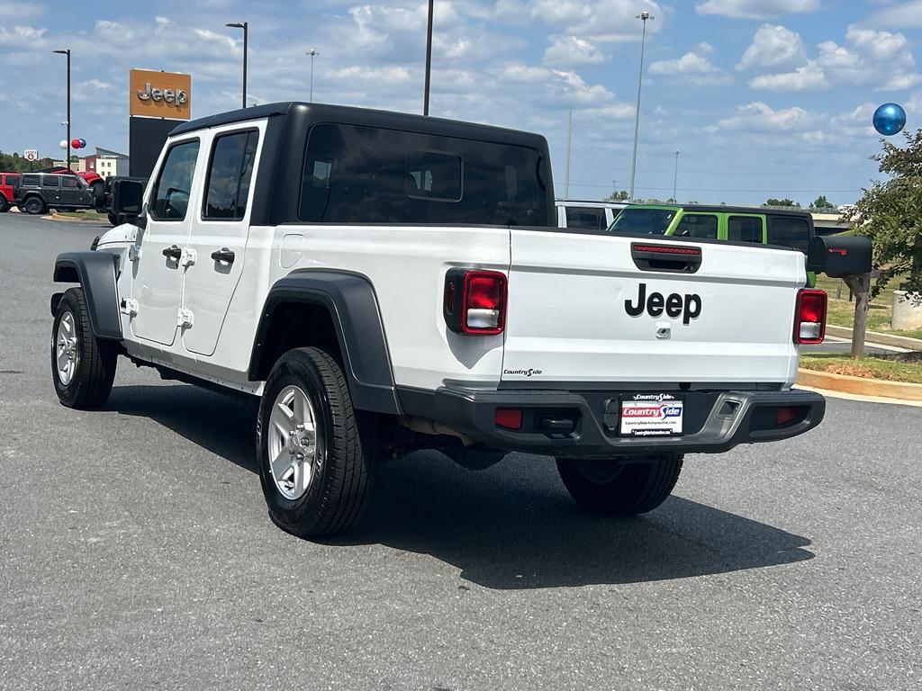 used 2023 Jeep Gladiator car, priced at $26,900