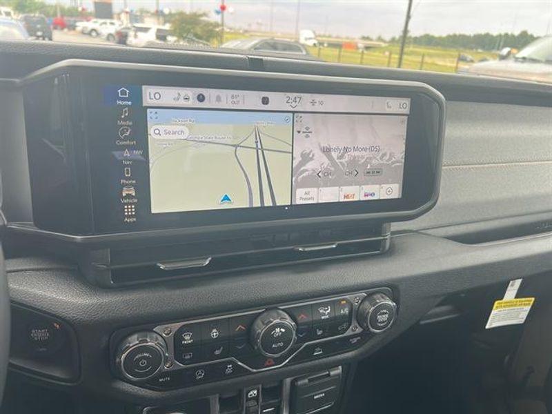 new 2025 Jeep Gladiator car, priced at $47,520