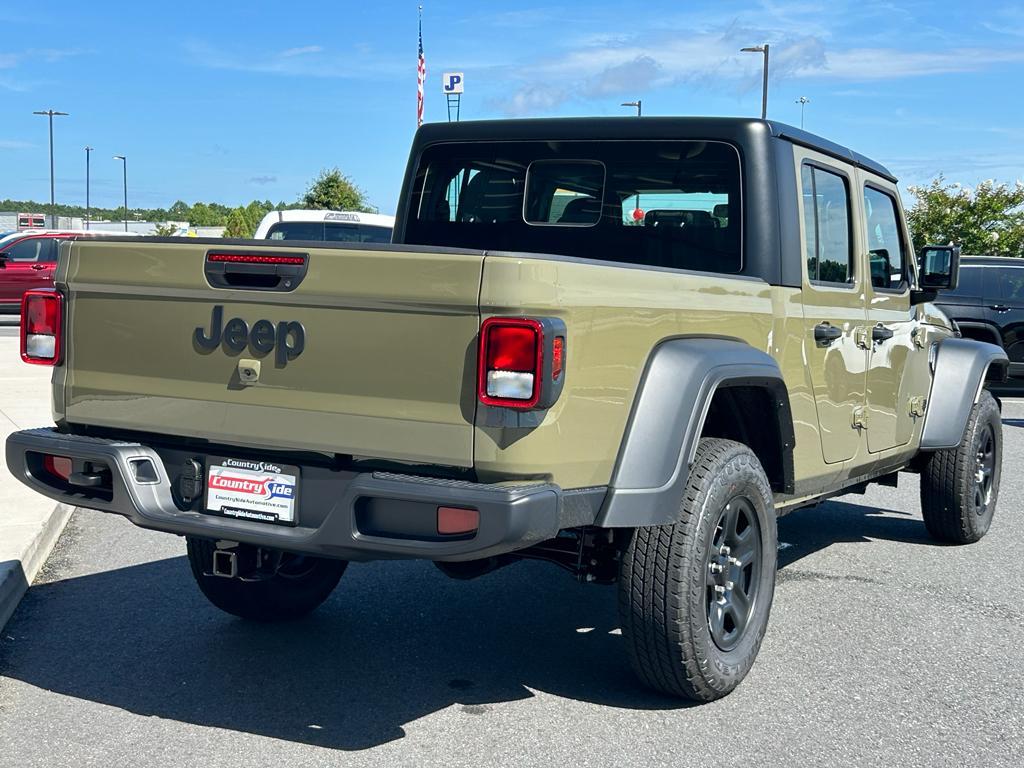 new 2025 Jeep Gladiator car, priced at $41,485