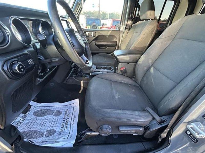 used 2023 Jeep Gladiator car, priced at $26,700