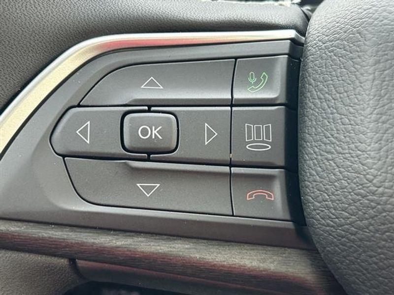 new 2025 Jeep Grand Cherokee L car, priced at $47,810