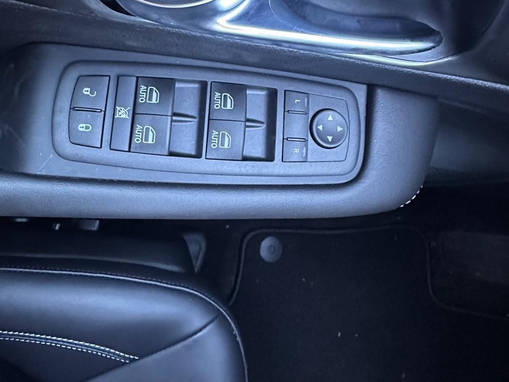 new 2026 Chrysler Pacifica car, priced at $45,005