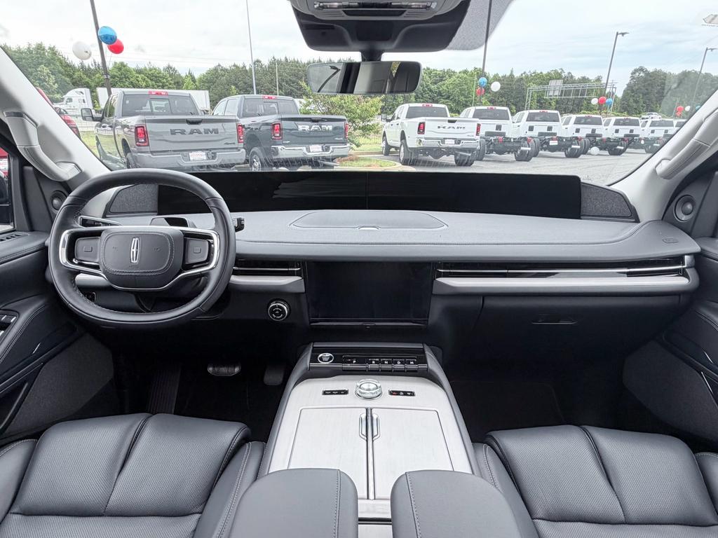 used 2026 Lincoln Navigator car, priced at $85,900