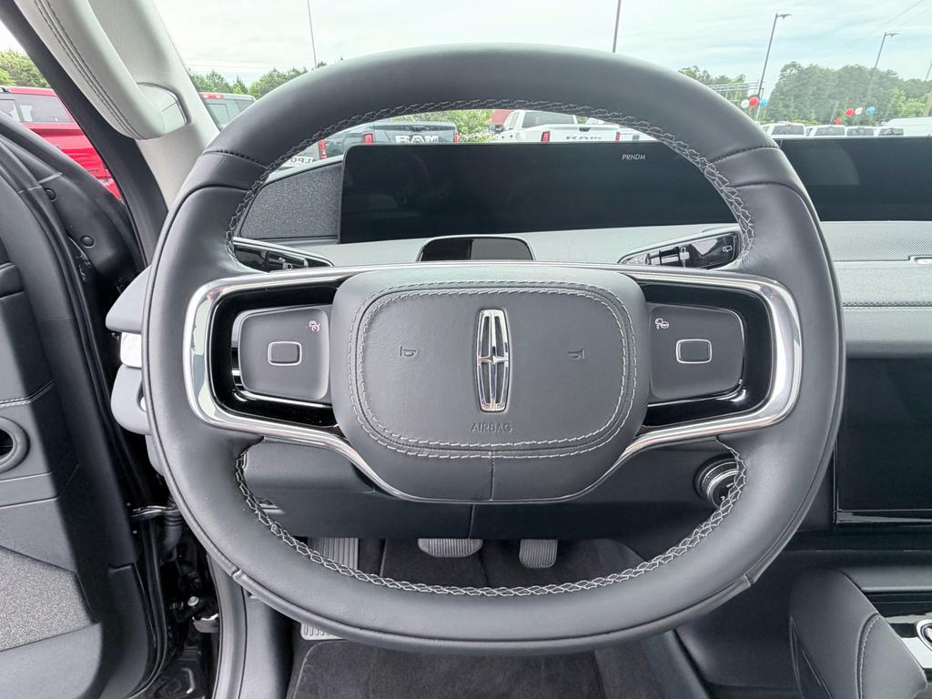 used 2026 Lincoln Navigator car, priced at $85,900