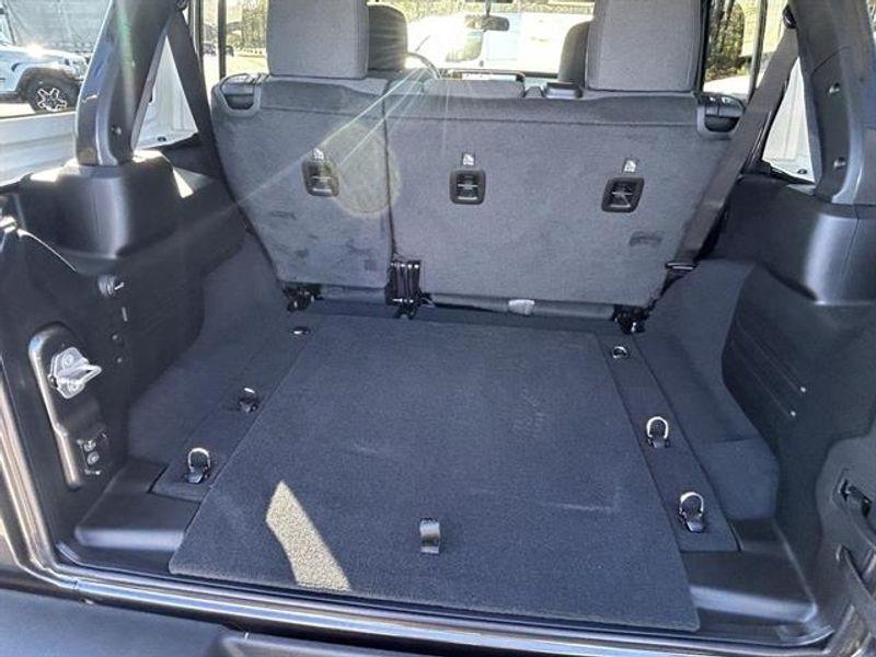 new 2026 Jeep Wrangler car, priced at $45,671