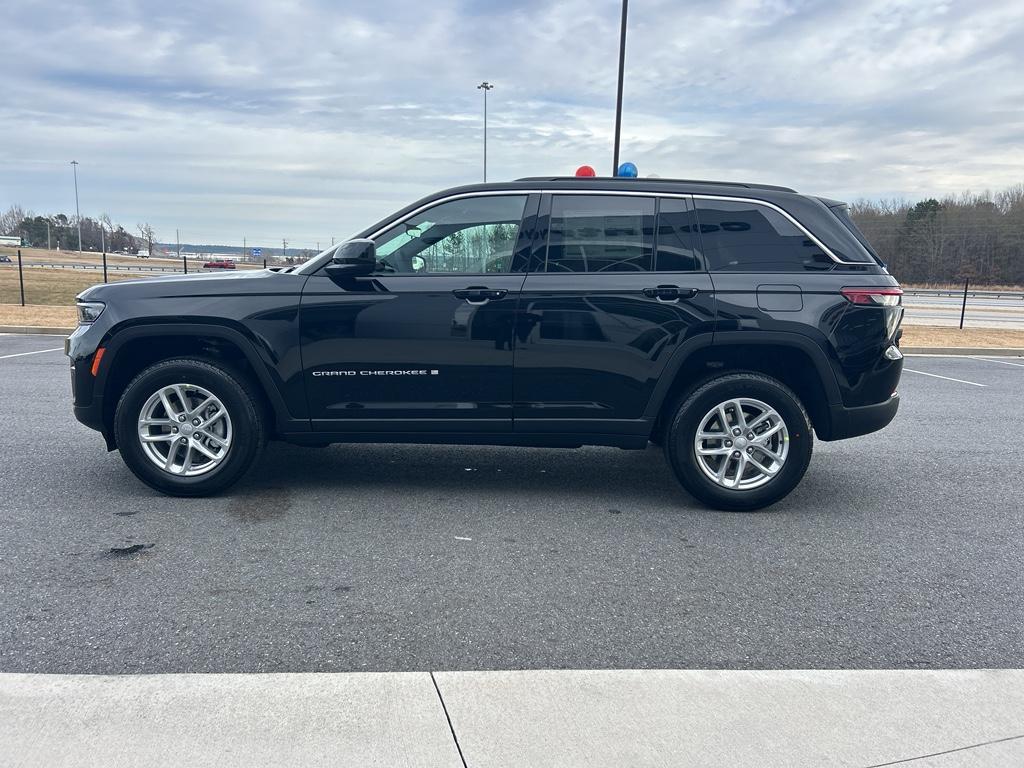 new 2025 Jeep Grand Cherokee car, priced at $34,991