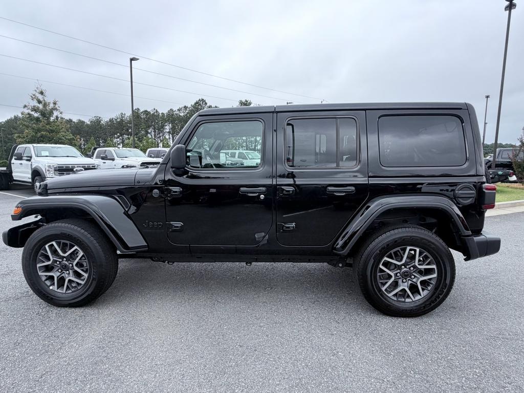 used 2026 Jeep Wrangler car, priced at $41,900