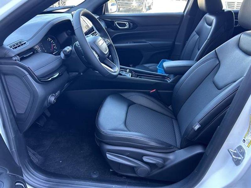 new 2026 Jeep Compass car, priced at $31,590