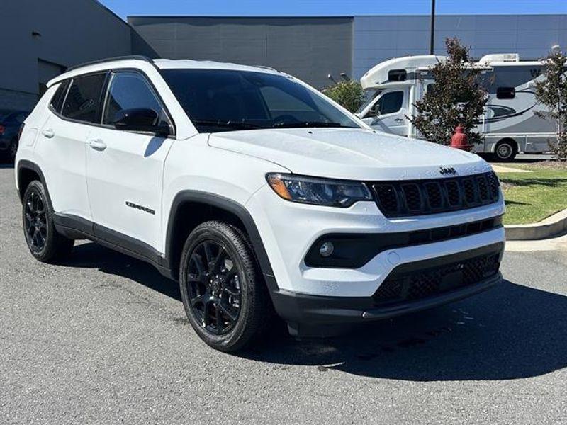 new 2026 Jeep Compass car, priced at $31,590