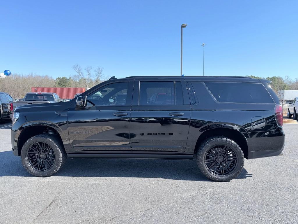 used 2024 GMC Yukon XL car, priced at $85,900