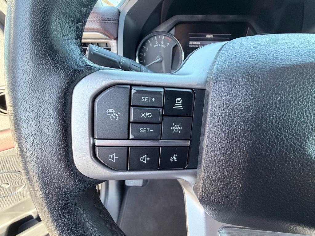 used 2024 Ford Expedition car, priced at $46,900