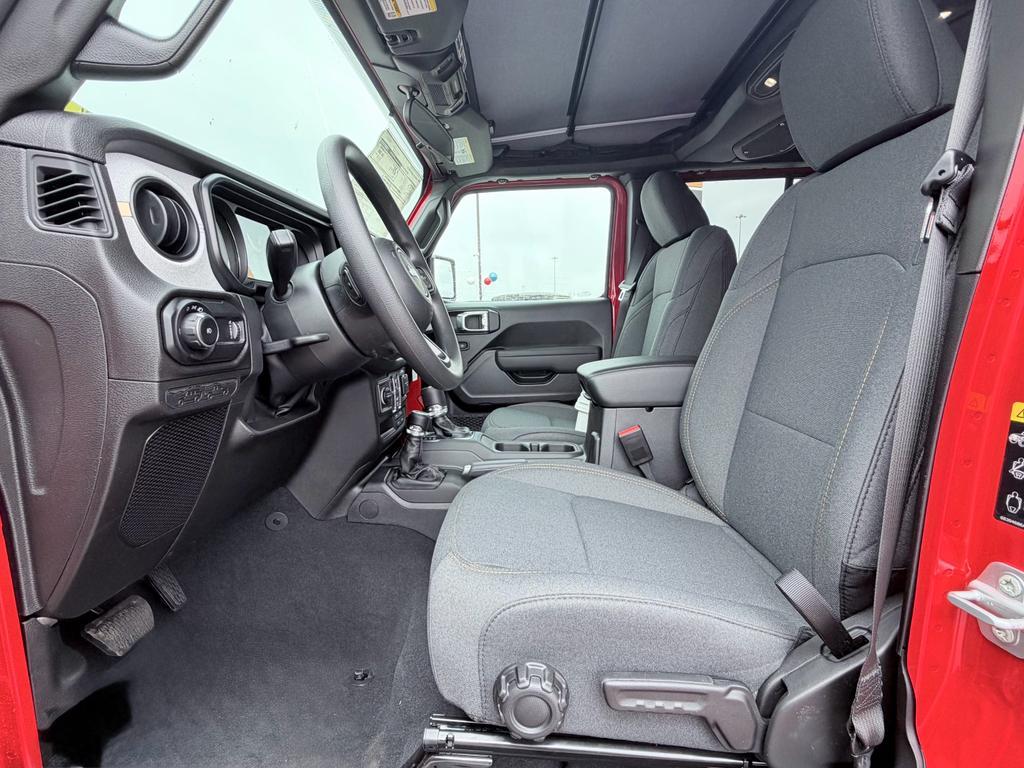 new 2026 Jeep Wrangler car, priced at $42,213