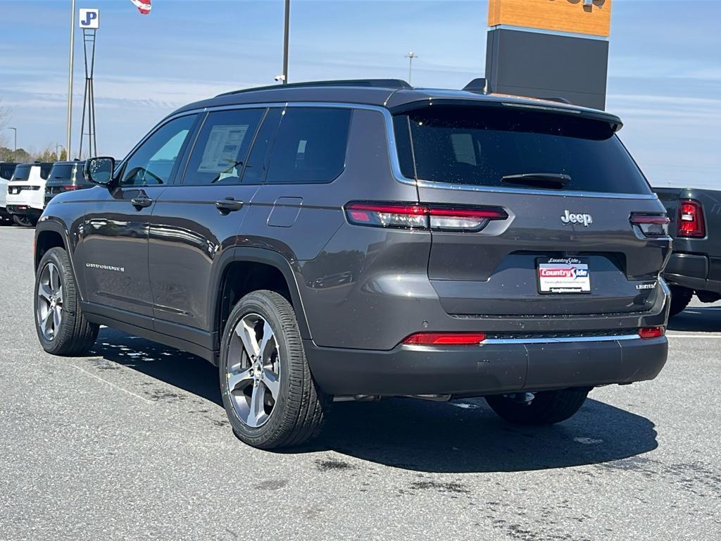 new 2025 Jeep Grand Cherokee L car, priced at $44,511