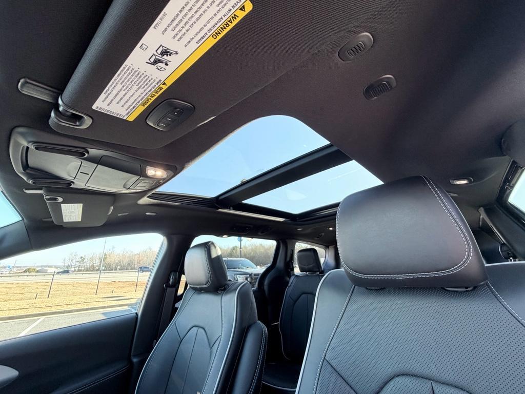 new 2026 Chrysler Pacifica car, priced at $49,095