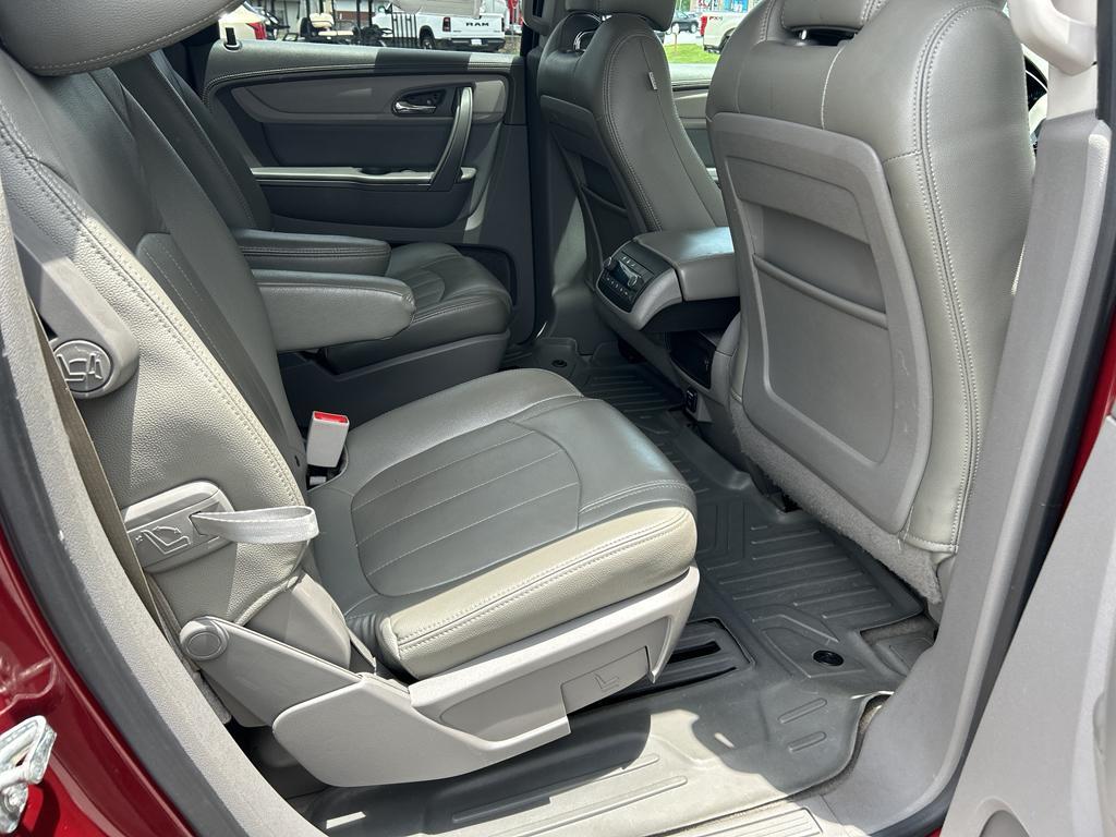 used 2016 Chevrolet Traverse car, priced at $13,900