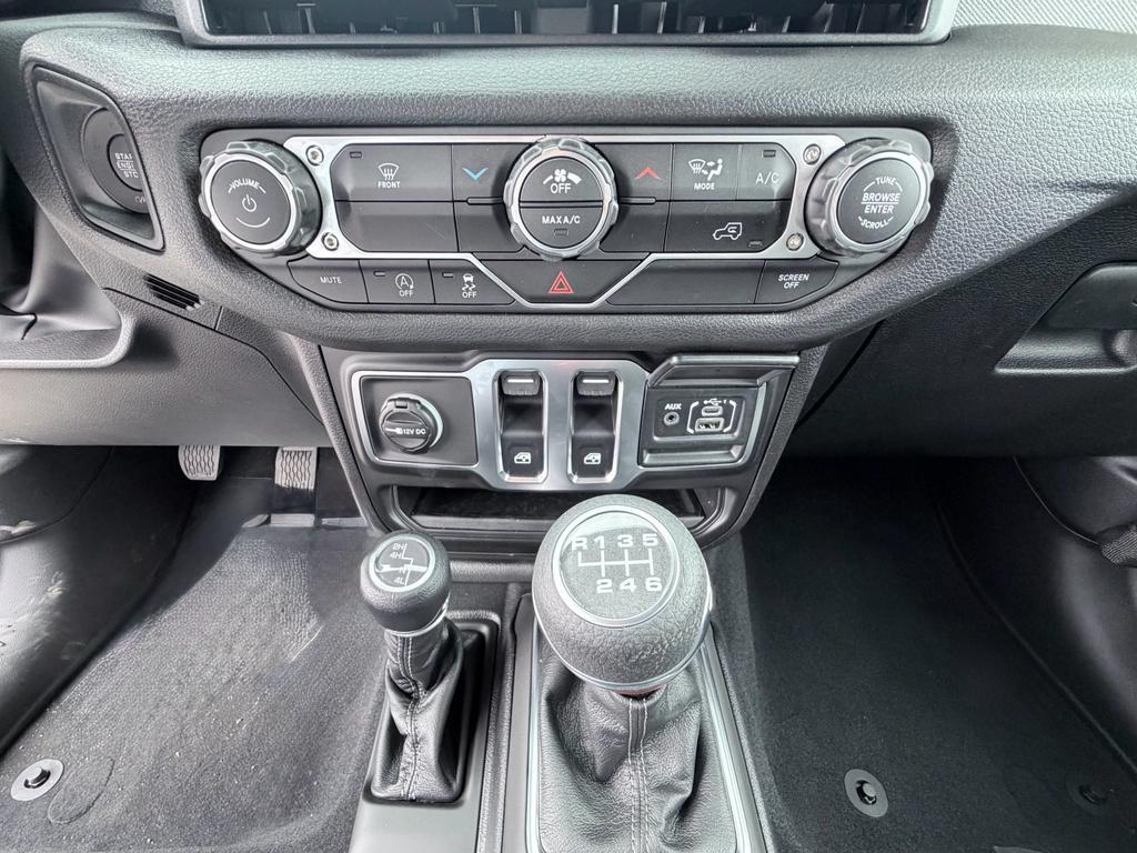 new 2026 Jeep Wrangler car, priced at $38,408