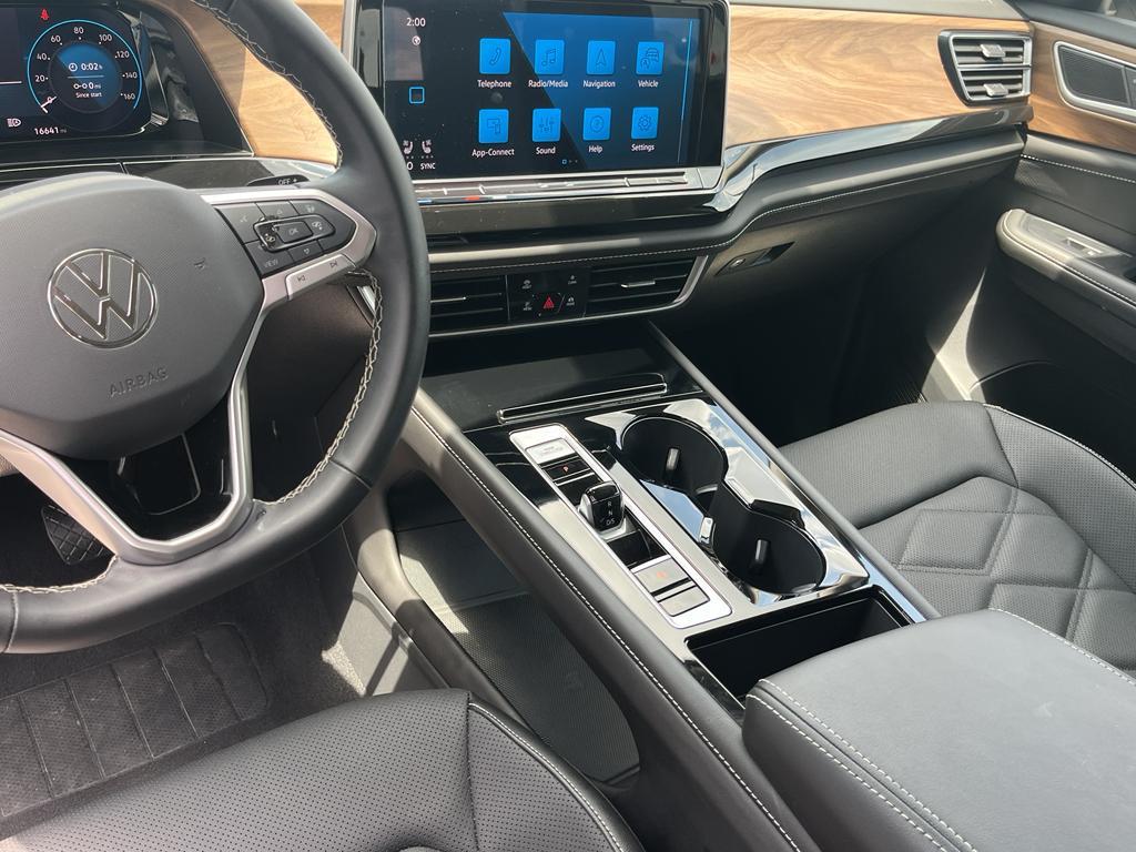 used 2025 Volkswagen Atlas car, priced at $36,900