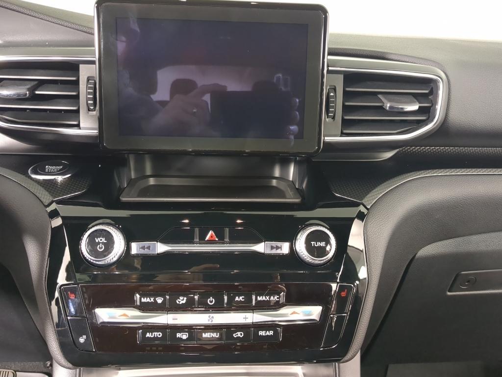 used 2023 Ford Explorer car, priced at $39,990