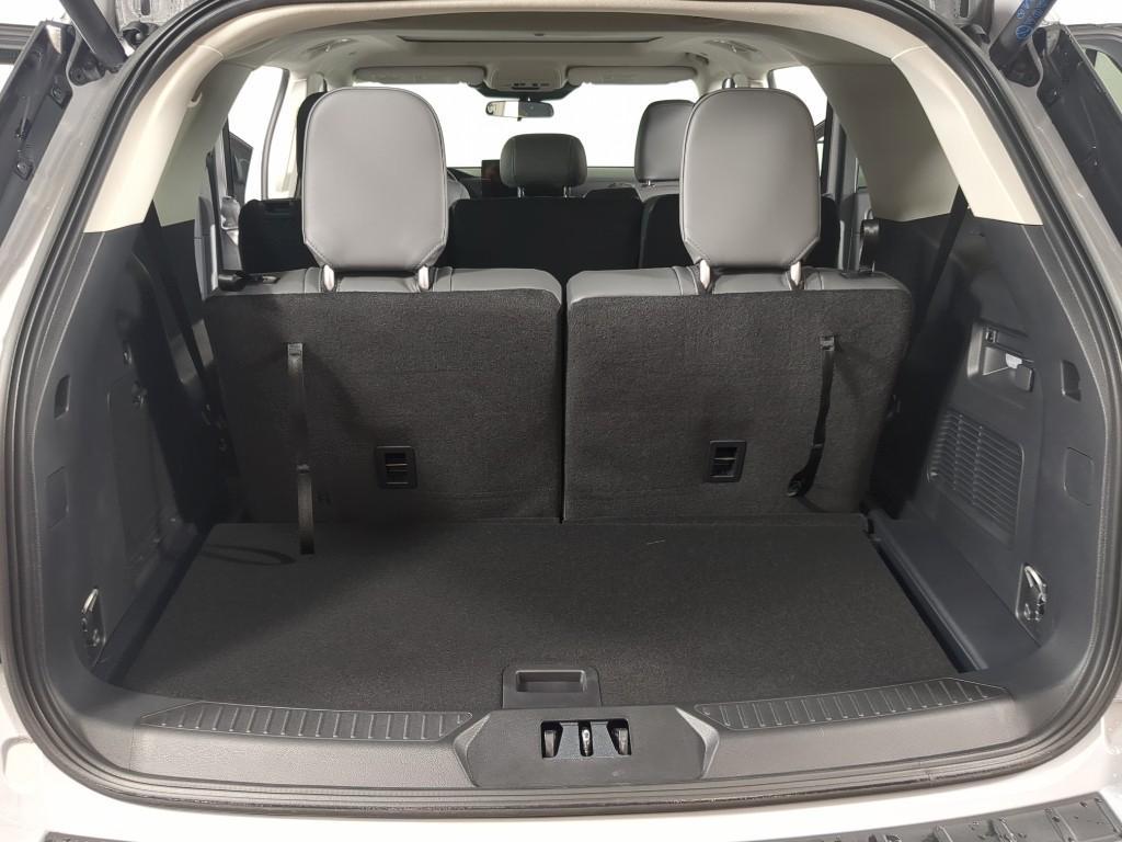 new 2026 Ford Explorer car, priced at $48,676