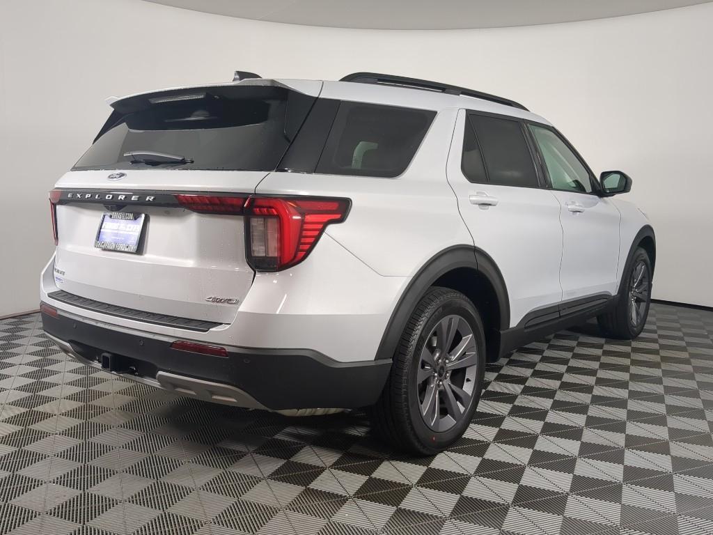 new 2026 Ford Explorer car, priced at $48,676