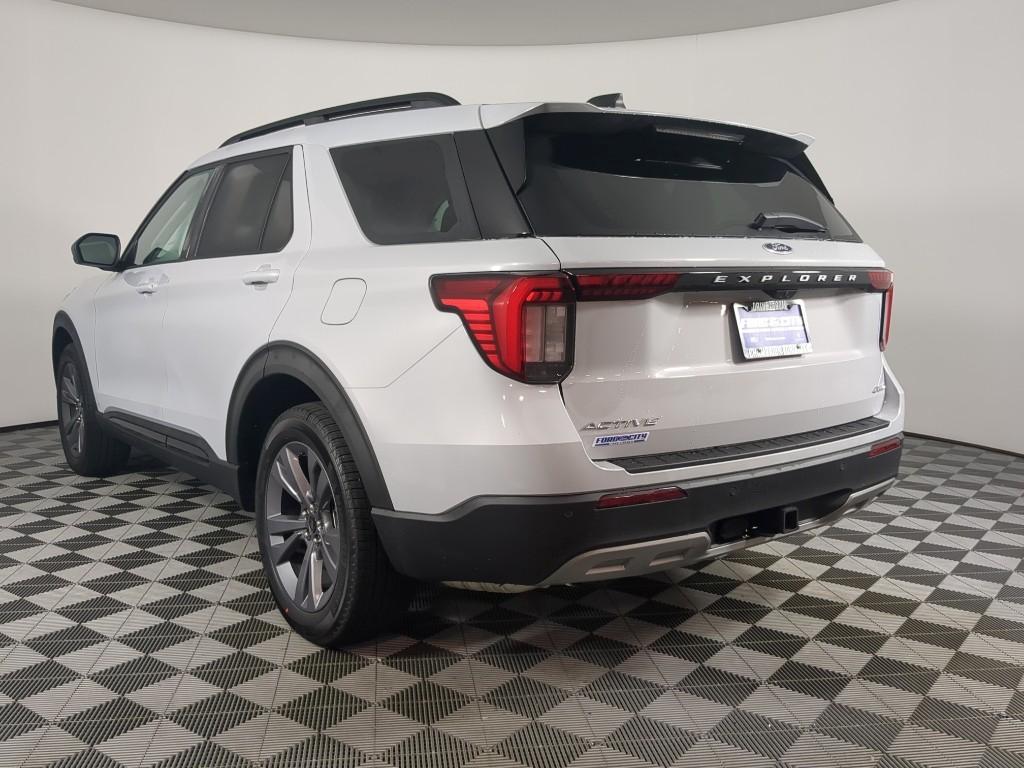 new 2026 Ford Explorer car, priced at $48,676
