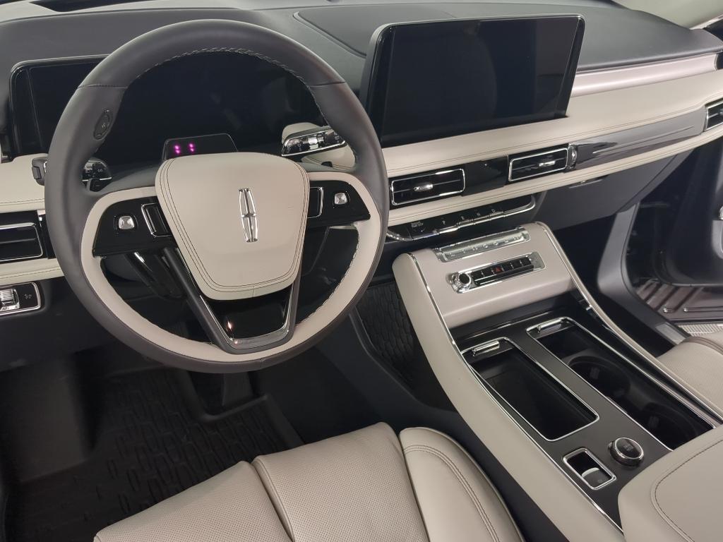 new 2025 Lincoln Aviator car, priced at $76,529
