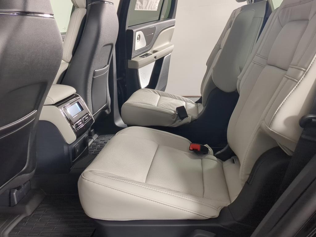 new 2025 Lincoln Aviator car, priced at $76,529