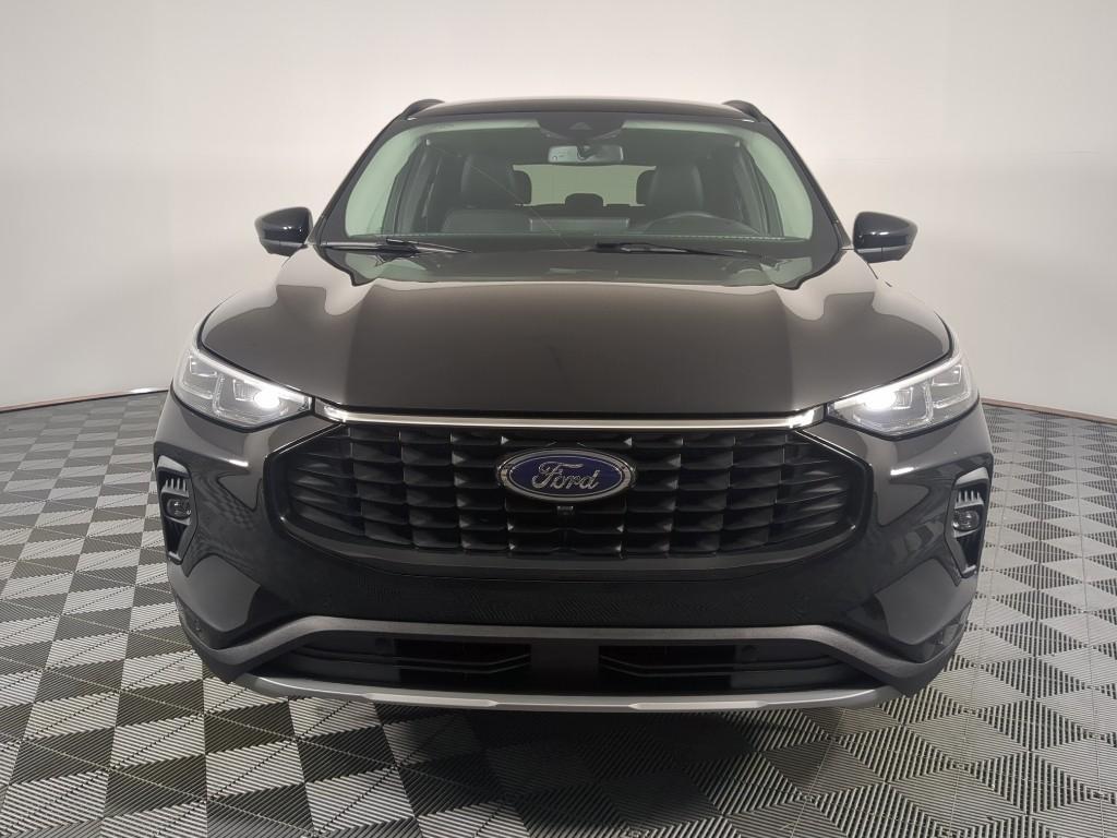 used 2025 Ford Escape car, priced at $27,969
