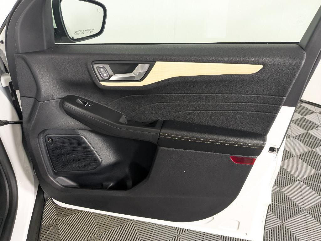 used 2021 Ford Escape PHEV car, priced at $24,990