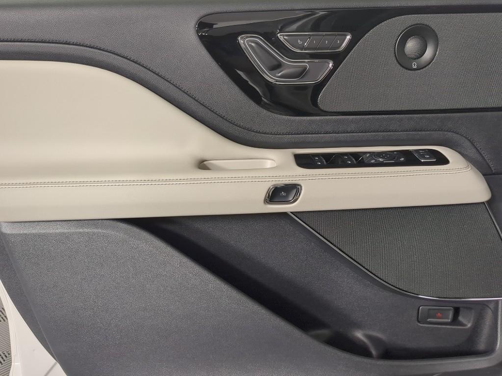 new 2026 Lincoln Aviator car, priced at $75,855