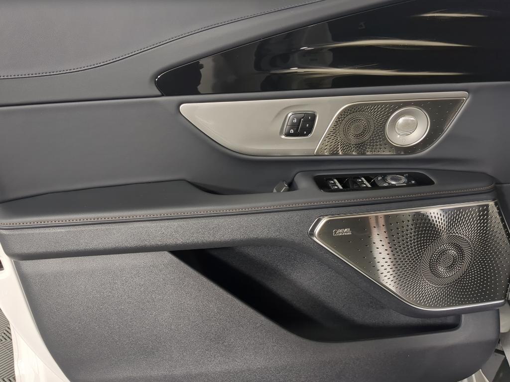 new 2026 Lincoln Nautilus car, priced at $75,045