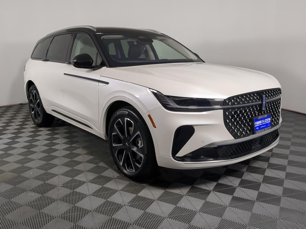 new 2026 Lincoln Nautilus car, priced at $75,045