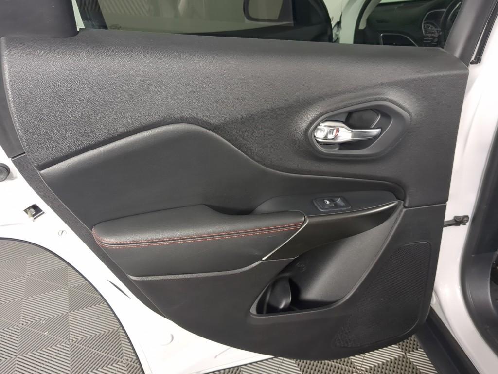 used 2020 Jeep Cherokee car, priced at $19,969