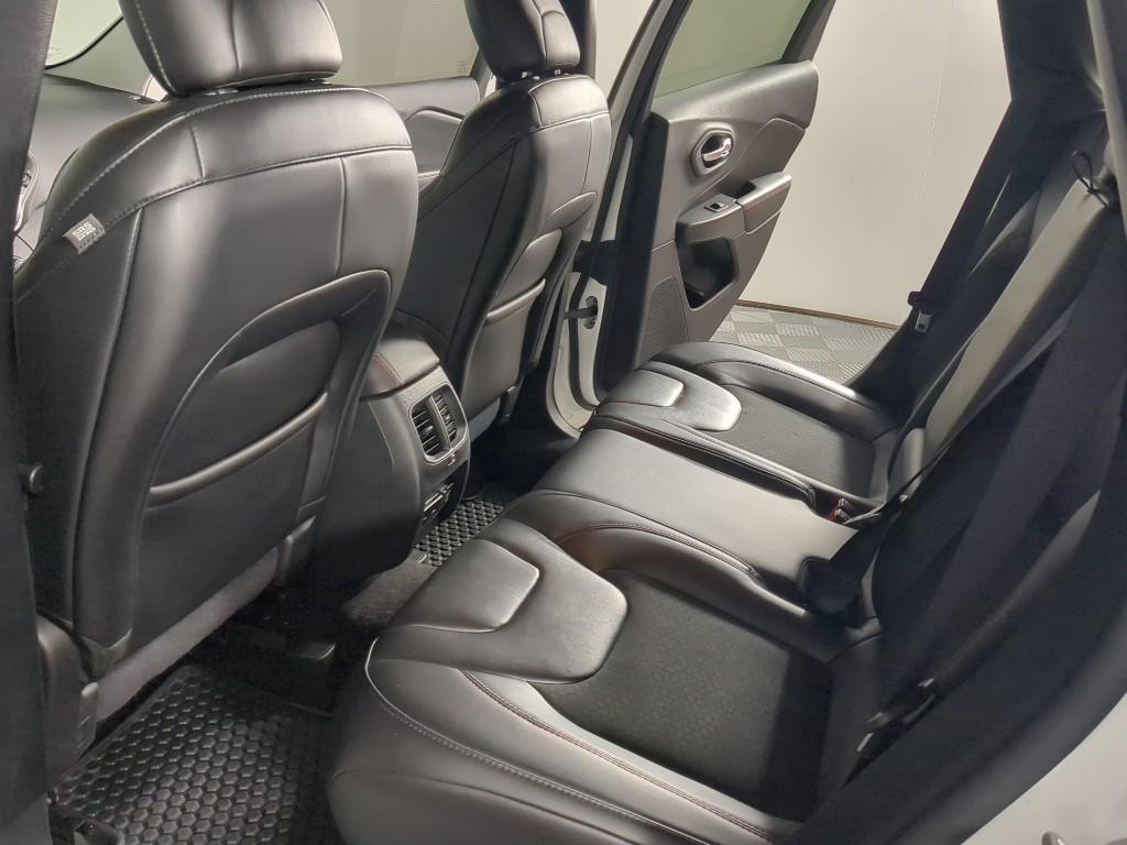 used 2020 Jeep Cherokee car, priced at $19,969