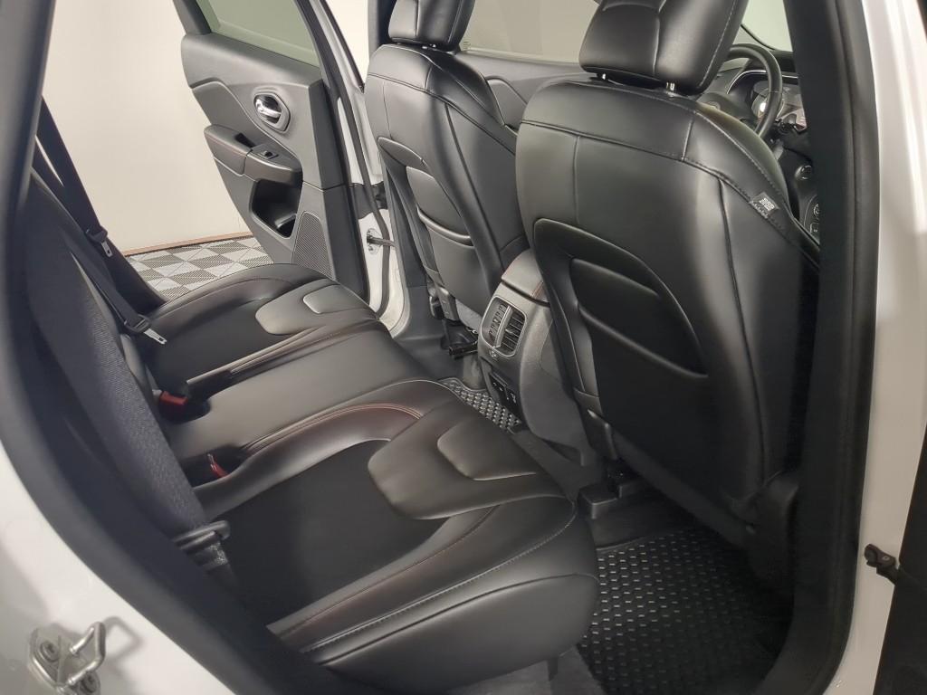 used 2020 Jeep Cherokee car, priced at $19,969