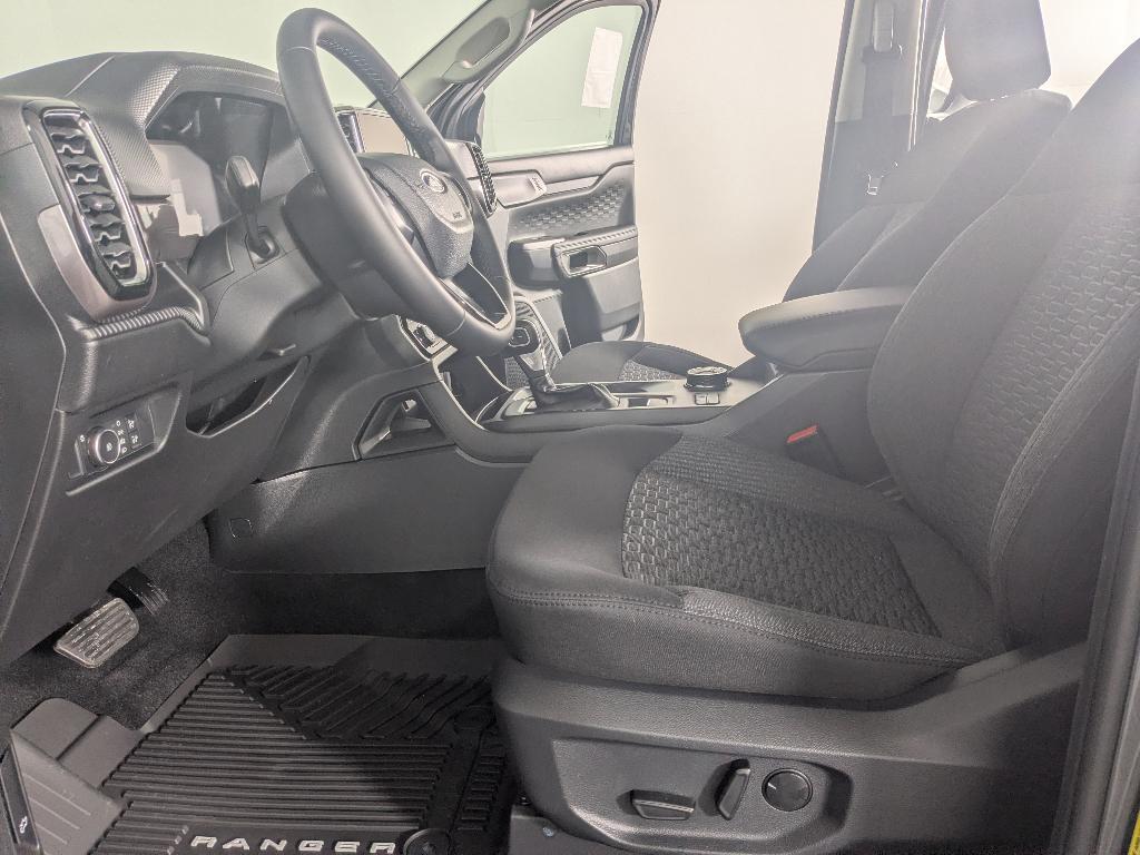 new 2025 Ford Ranger car, priced at $43,969